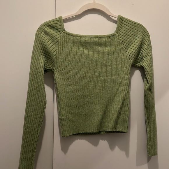 NWT • WILD FABLE GREEN SWEATER • XS - Picture 2 of 5